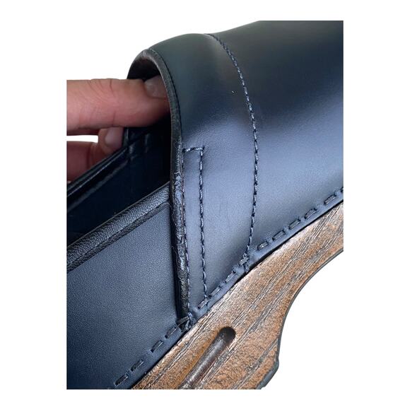 Sanita Navy Blue Leather Professional Nursing Work Clogs Women's EU 35 US 4 - Picture 16 of 16
